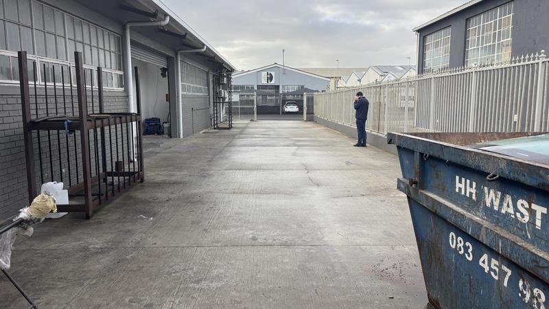 To Let commercial Property for Rent in Paarden Eiland Western Cape